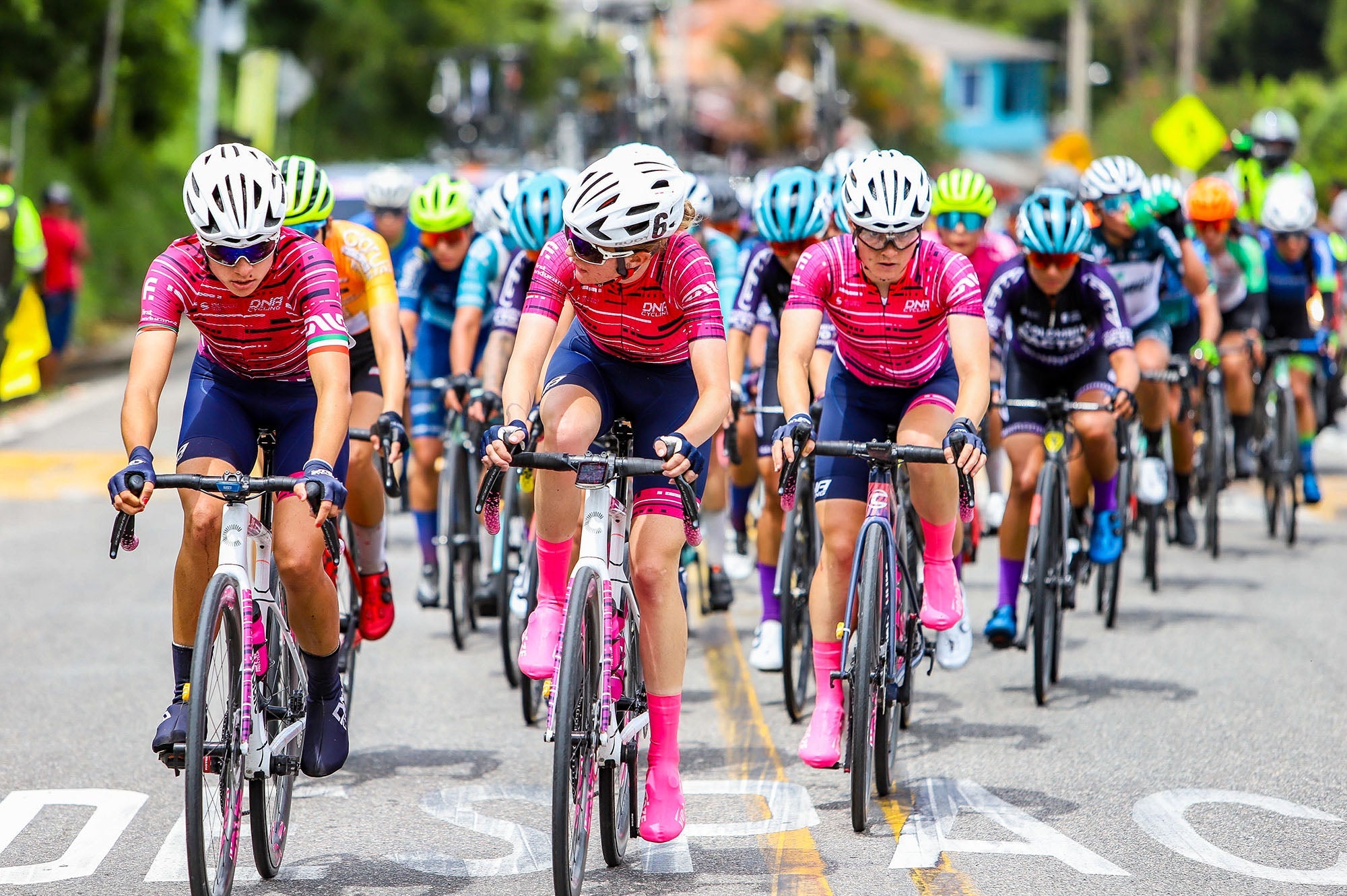 DNA PRO CYCLING TEAM CAMP