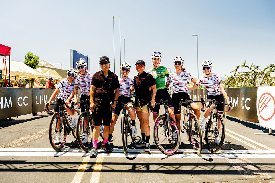 alex and cathy with pro womens team